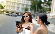 Article Image for How Social Media Shapes Global Beauty Trends